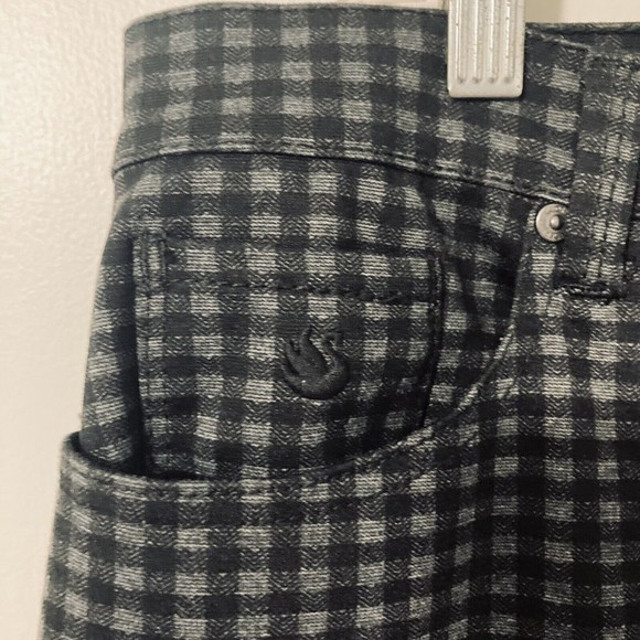 Gloria Vanderbilt Amanda Ponte Jean Pants Women’s 16 Plaid Check Black Gray - Picture 10 of 12